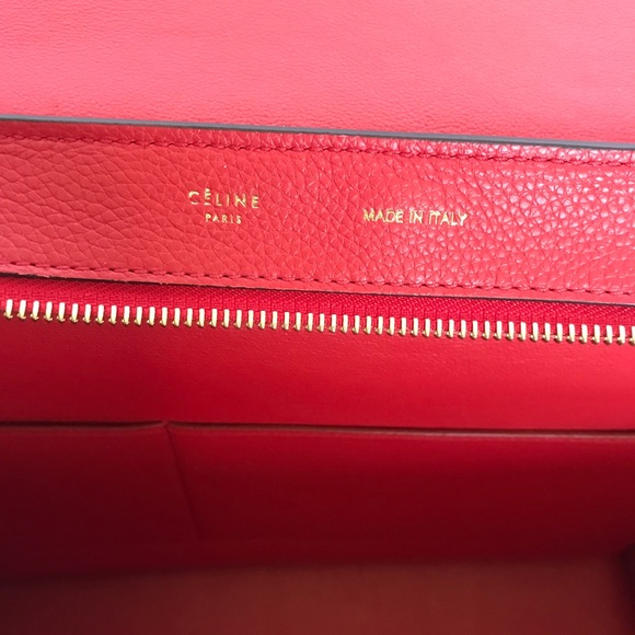 Authentic CELINE Trapeze Red Pebbled Suede Leather - Picture 5 of 8